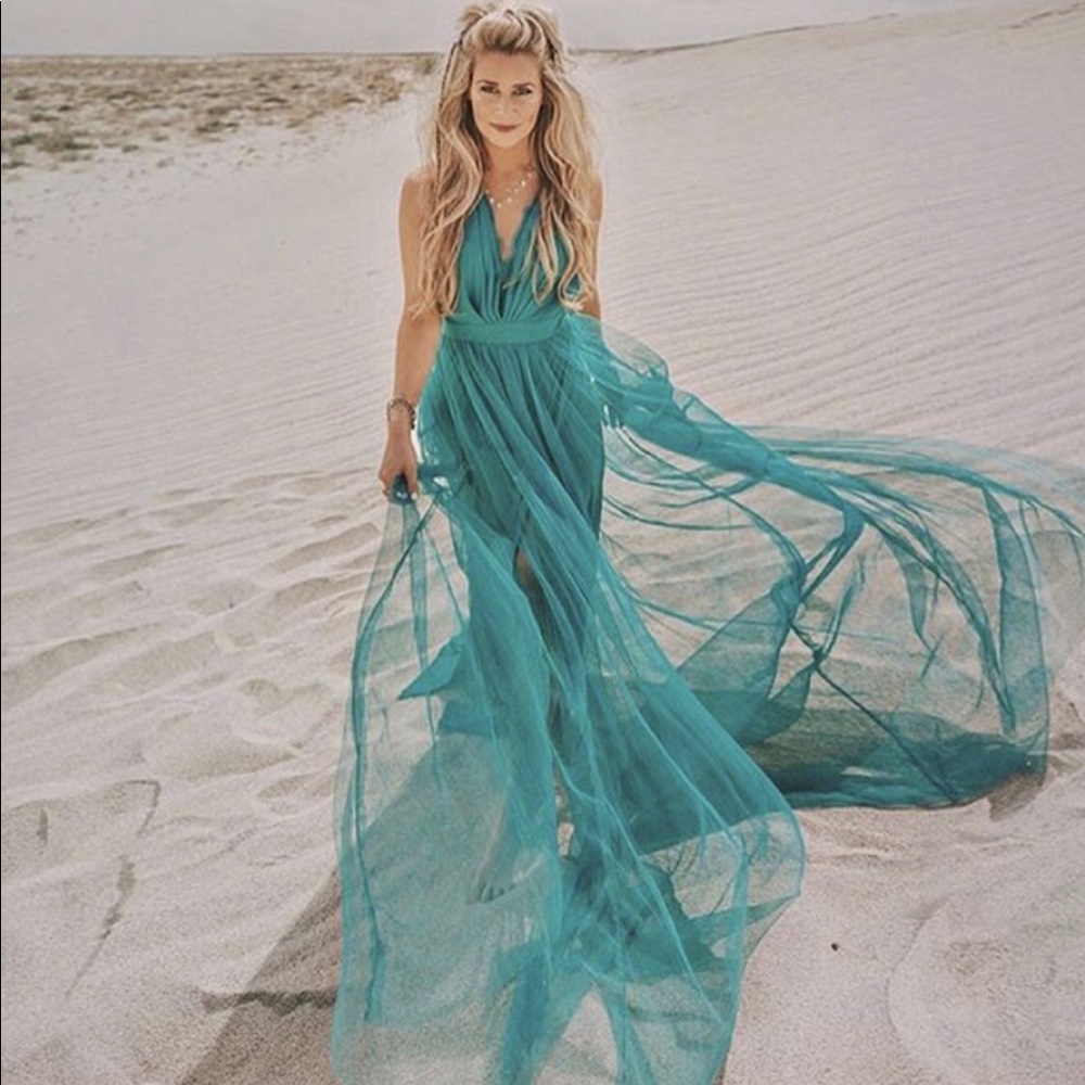 Talk of the Town - Vici Maxi dress